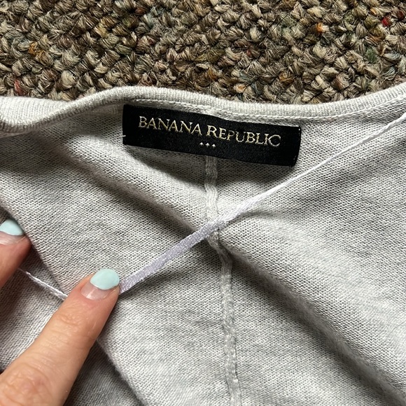Banana Republic Wrap Grey One Size - Picture 3 of 3